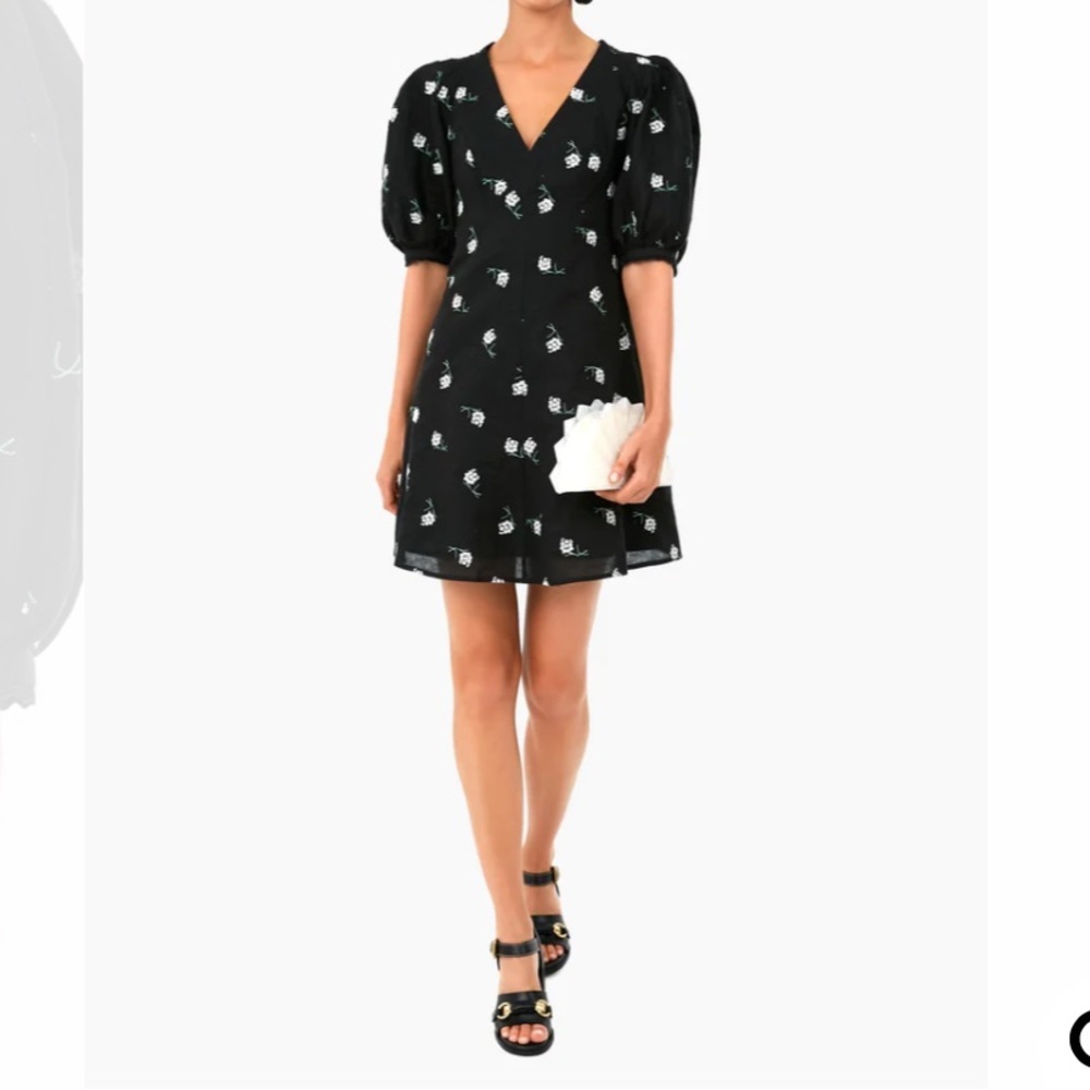 Baby's Breath Serena Dress
TUCKERNUCK